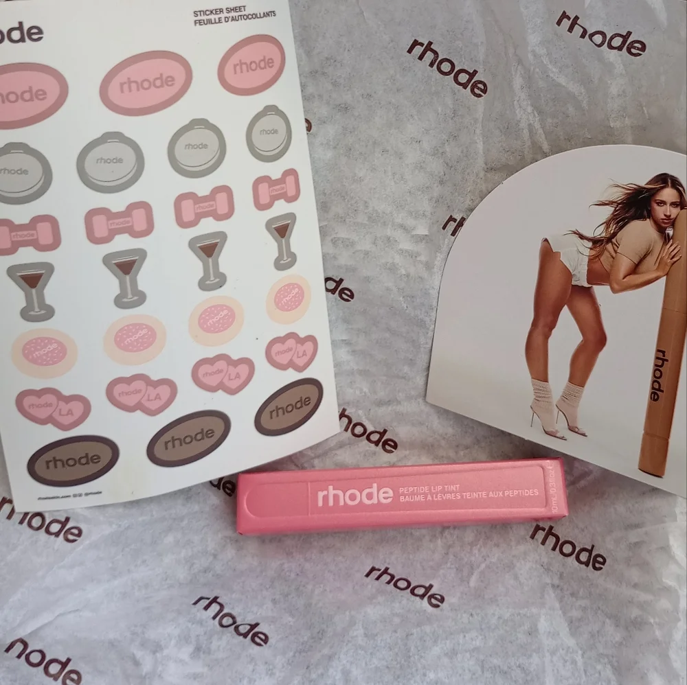 RHODE Peptide Lip Tint - Sugar Cookie
